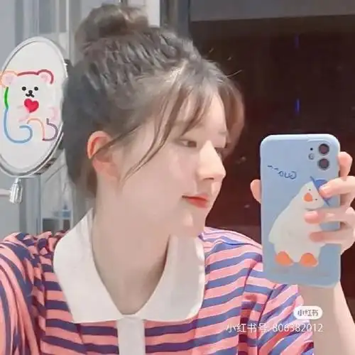 赵露思头像和鞠婧祎闺蜜头像