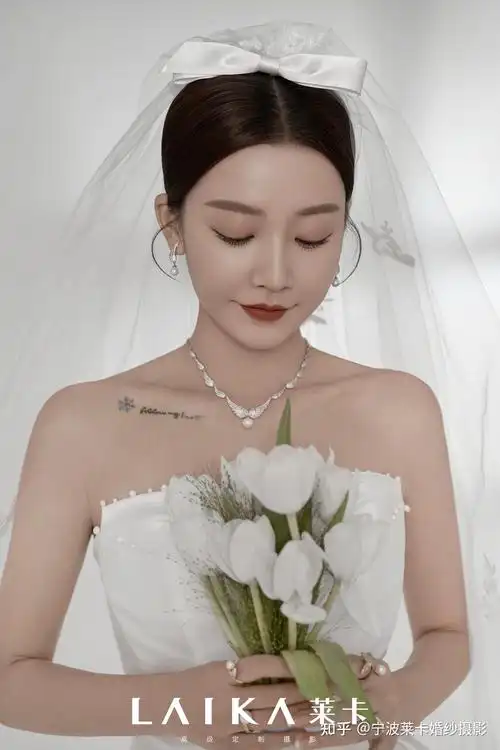 什么风格适合做婚礼迎宾照的婚纱照?