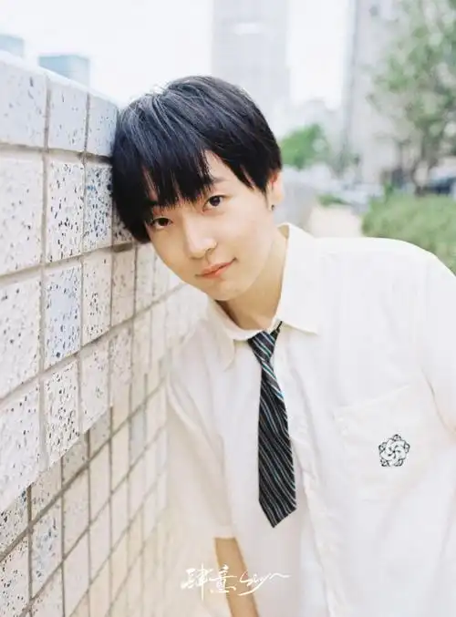 风袖电子刊首封##肆意siyi