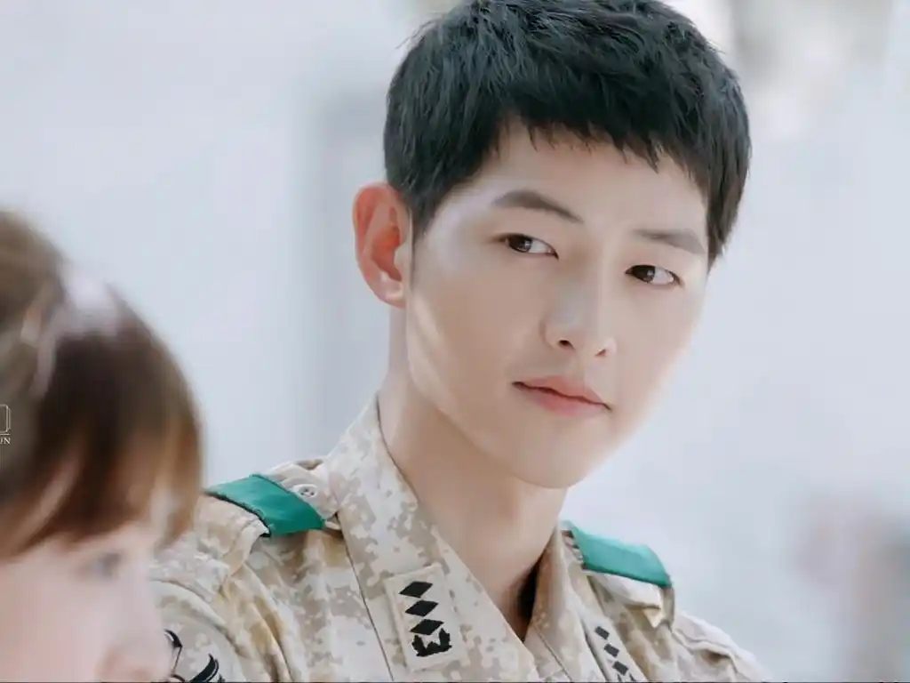 撩妹男神宋仲基太阳的后裔帅气平板壁纸图片下载