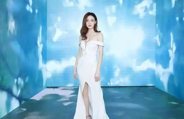 婚纱 婚纱照 640_416