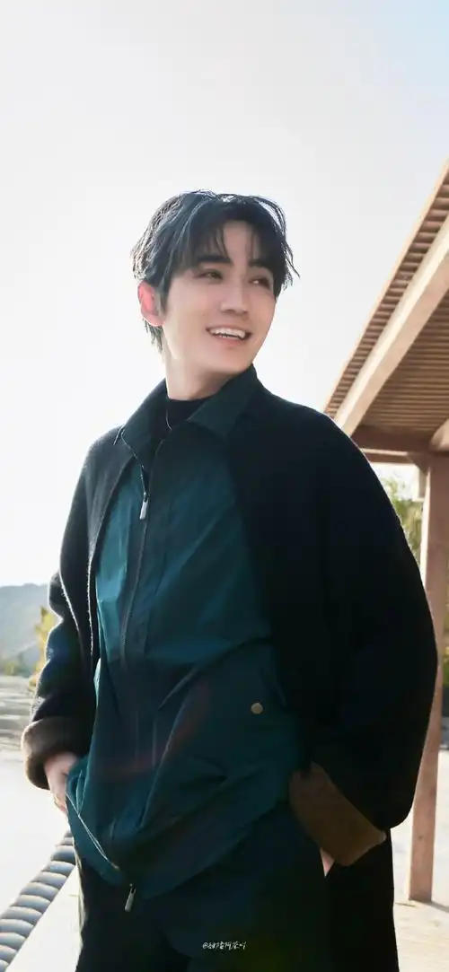 朱一龙大漠孤烟非遗大片#大漠孤烟直,长河落日圆7715氛围感壁纸