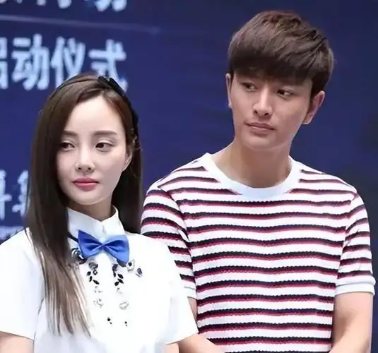 三天两头往前妻家跑,离婚不到3年,贾乃亮,李小璐有了新情况