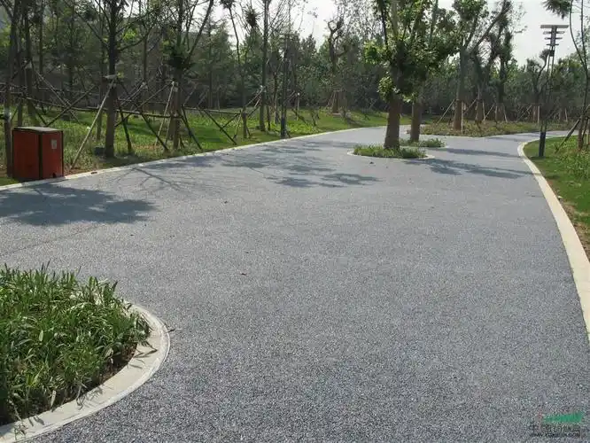 北京防滑路面_彩色沥青_透水混凝土_专业生产施工单位