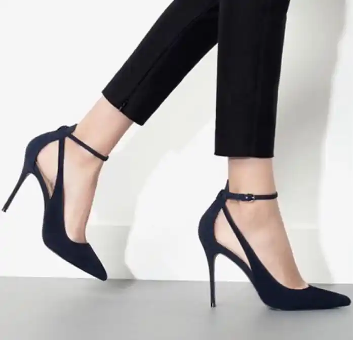 【高跟鞋】买多大码合适_高跟鞋牌子排行榜_哪个好-她时代