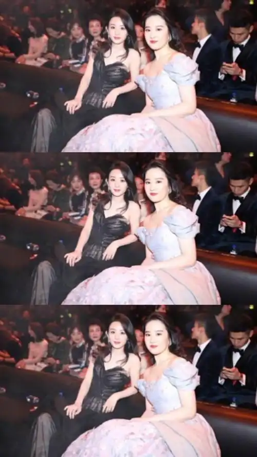 2020微博之夜#赵丽颖,刘亦菲同框,简直是仙女下凡!-度小视