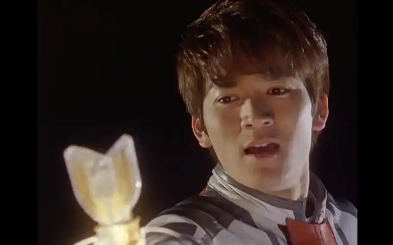 《迪迦奥特曼》大古52次变身_哔哩哔哩_bilibili