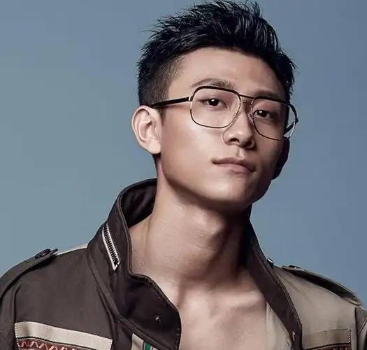 张一山,为何走到今天这一步,到底经历了什么