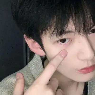 导读:今天小编分享给大家一组特别帅气的真人高清男生头像,帅气的头像