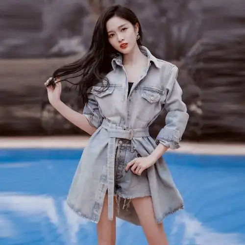 天天向上吴宣仪明星同款衣服春装新款修身中长牛仔连衣裙