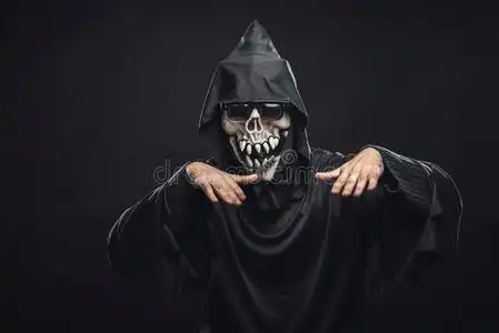 恶魔长袍穿着黑色长袍戴着眼镜跳舞的骷髅照片
