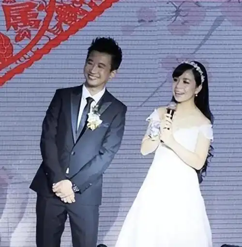 王二妮放弃百万年薪下嫁农村小伙婚后被婆婆当亲女儿疼爱