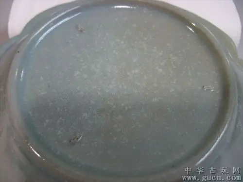 宋代临汝窑青瓷葵花口盘子