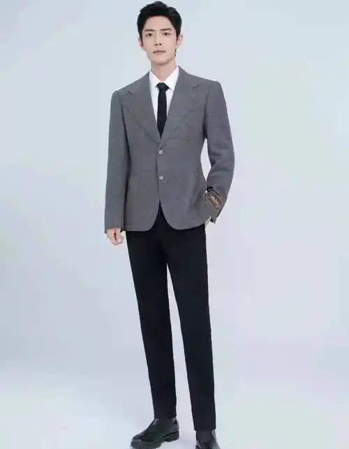 明星颜值高比例不好是硬伤,这几位男明星的全身照比例太完美_西装
