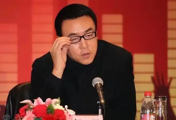 郎昆:三娶三散,晚年病痛缠身,前妻马艳丽独怜他