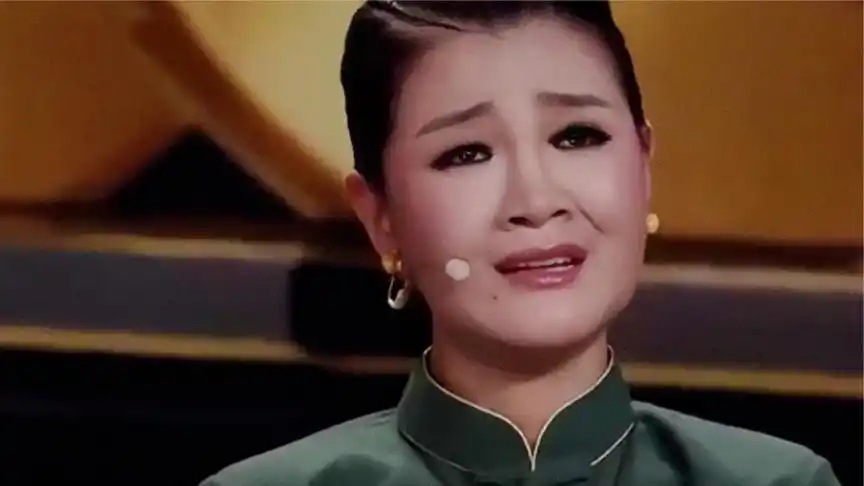 这才是降央卓玛最撕心裂肺的一首歌!嗓音一出,实在太催泪了