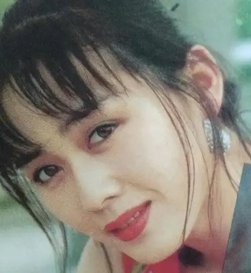 回顾李琳嫁大10岁导演不幸福二婚嫁运动员李大双今苦尽甘来