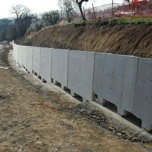 混凝土挡土墙