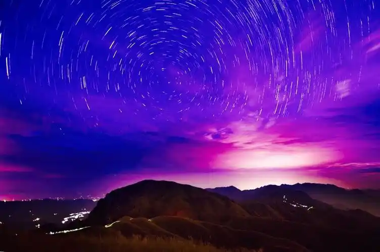 五一假期江西武功山人间仙境天上草原徒步露营观万里云海星空日出