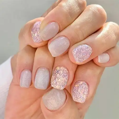 夏天做指甲什么颜色显手白,适合夏天美甲颜色显白(不挑甲型,显白显手