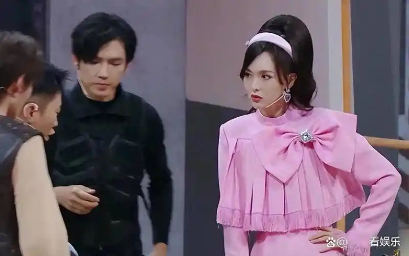 唐嫣和钟汉良再度搭档,《王牌对王牌》_互动_组合_笑容