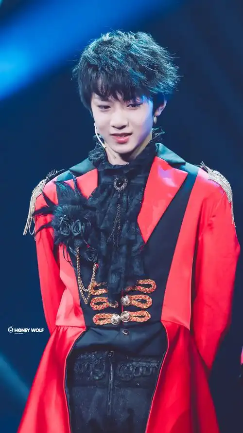 刘耀文#快要妈不下去了029969♀15九宫格@台风少年团-刘耀文