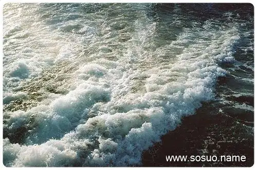 梦见大水快要淹没住处是什么意思?_周公解梦查询_佛滔算命网