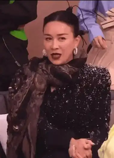 "救救那英"热搜爆了!韩红等歌手纷纷"请战",太燃了