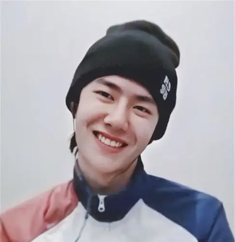 明星在家素颜录视频,热巴精致,王一博奶萌