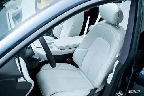 极简与豪华的另一种诠释蔚来et7内饰实拍