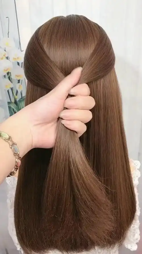 半披肩发怎么扎好看图解