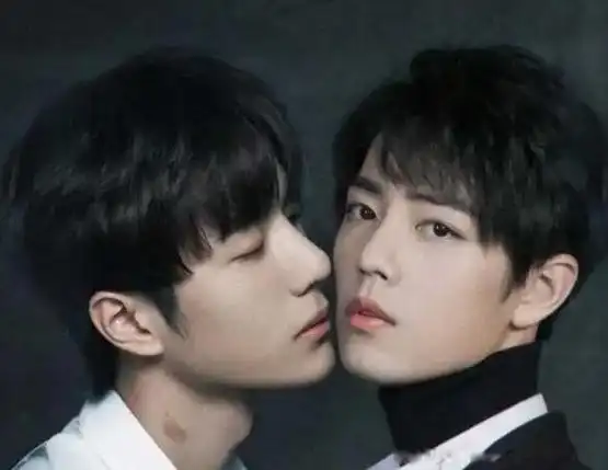 王一博肖战地下车库亲吻照片 肖战王一博地下车库接吻是真的吗