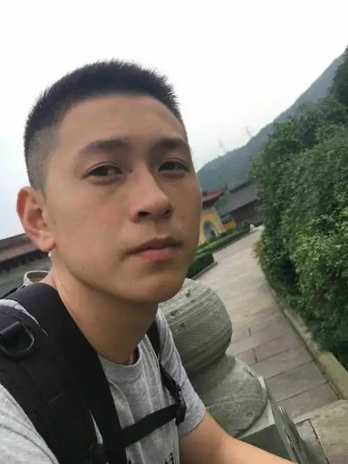 剪一个很短的寸头是一种怎样的体验?