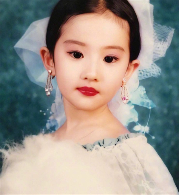 杨幂小时候,郑爽小时候,杨紫小时候,看到吉娜:郎朗啥眼光?