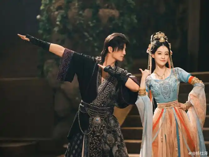 和"公主"的合影@祝绪丹bambi  #狐妖小红娘月红篇