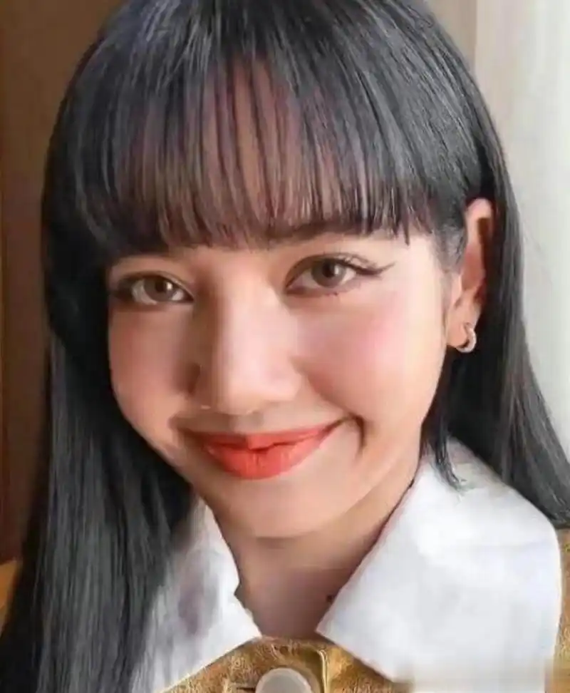 lisa无刘海vs蒋雯丽图3蒋雯丽,像吗?