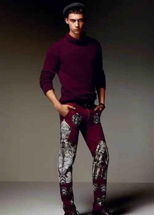 这个意大利189的鲜肉男模身材健硕,未来表现令人期待