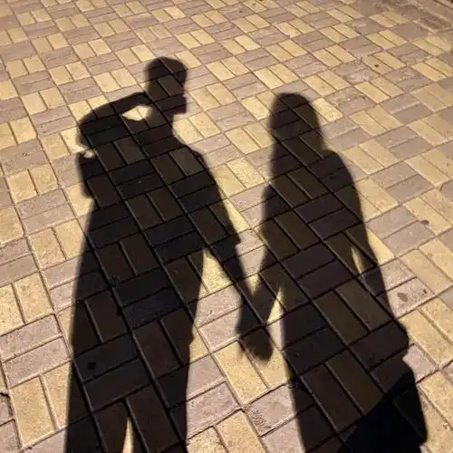 情侣影子照不要盗图喔