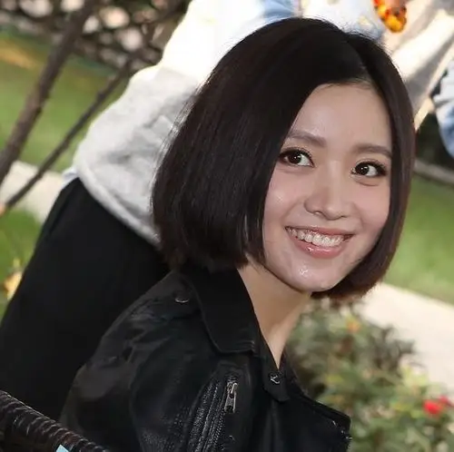 姚贝娜和谢娜谁比较漂亮呢?