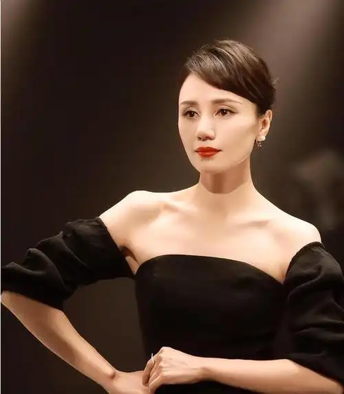 娱乐圈干净的4位女星不整容不滥情堪称一股清流