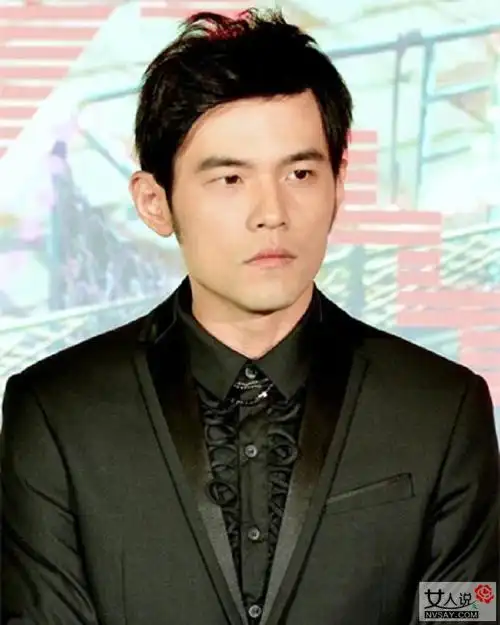 2007周杰伦发型_周杰伦成熟发型_周杰伦大灌篮发型