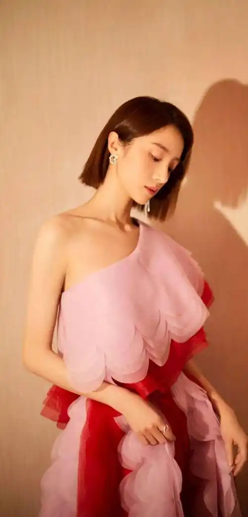 新生代小花胡冰卿高清壁纸写真图集,如花似玉,绝代佳人_胡冰卿_高清