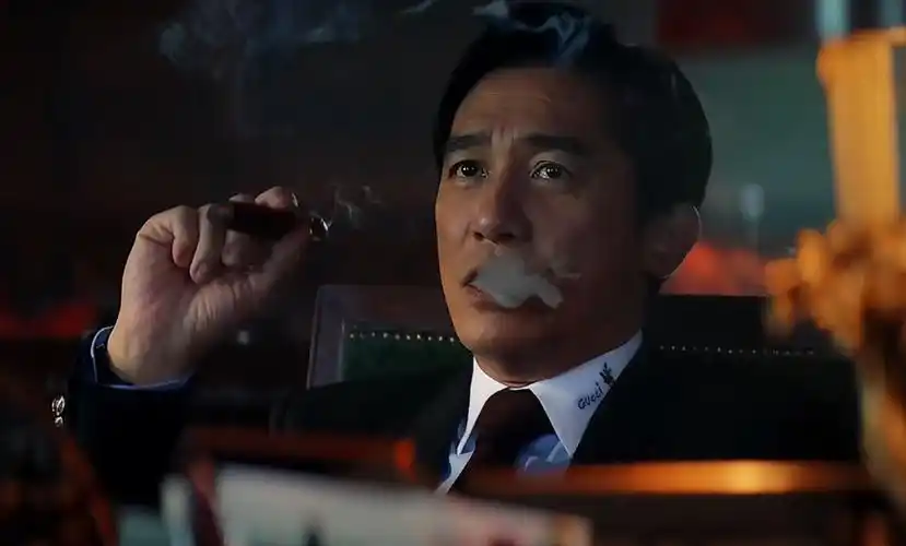 58岁梁朝伟演反派与段奕宏飙戏简直帅炸观众已被吊足胃口