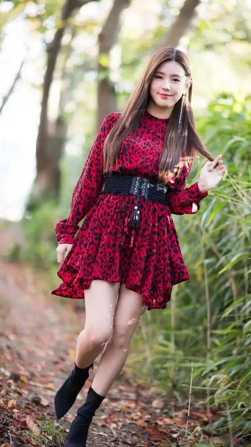 风情万种的亚洲美女