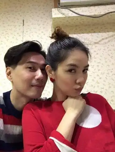 36岁的她不打麻药生孩子,被老公从假小子宠成真女神!