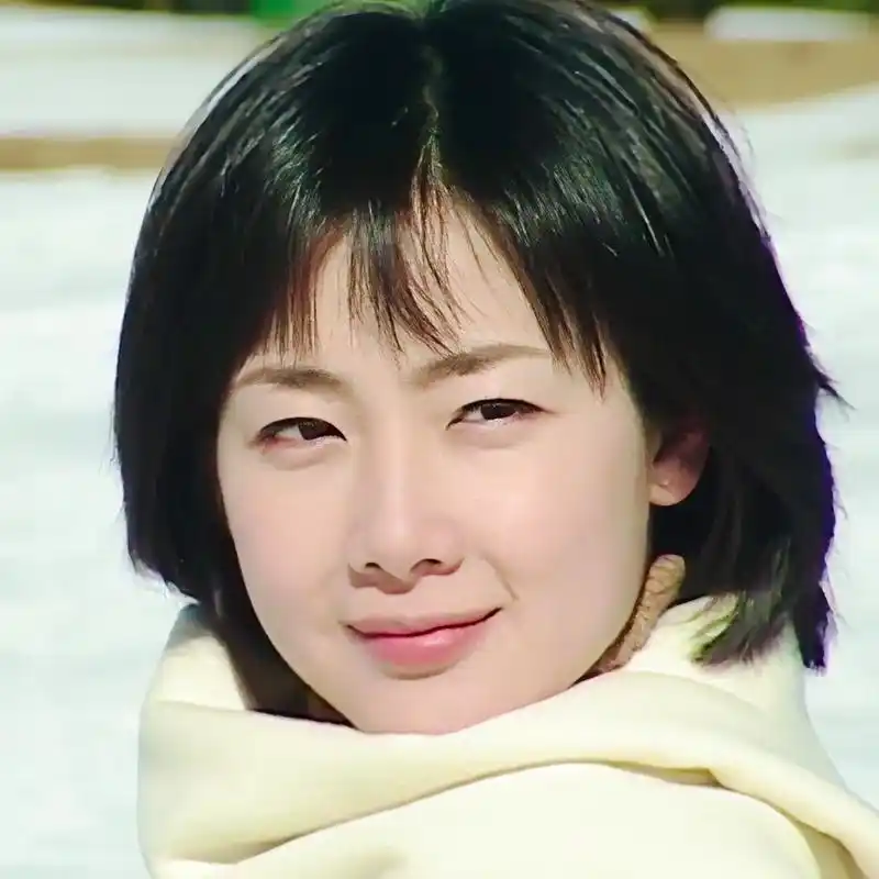 冬日恋歌头像来了 我精挑细选挑了一些崔智友绝美的图,希望大家喜欢