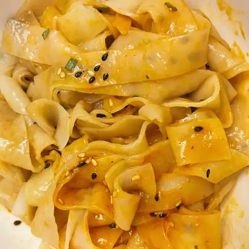 饿了吗热腾腾的麻酱面皮