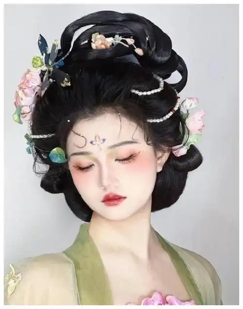 亿万投资,古装剧砸得稀烂!造型师全靠捏造,惨不忍睹!