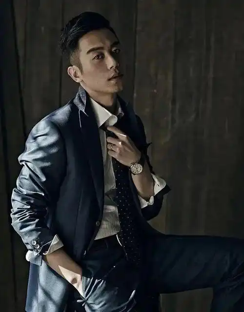 高叶|大生意人|朱亚文_新浪新闻