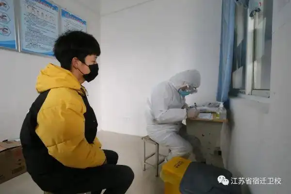 宿迁卫校开展疫情防控开学应急演练活动